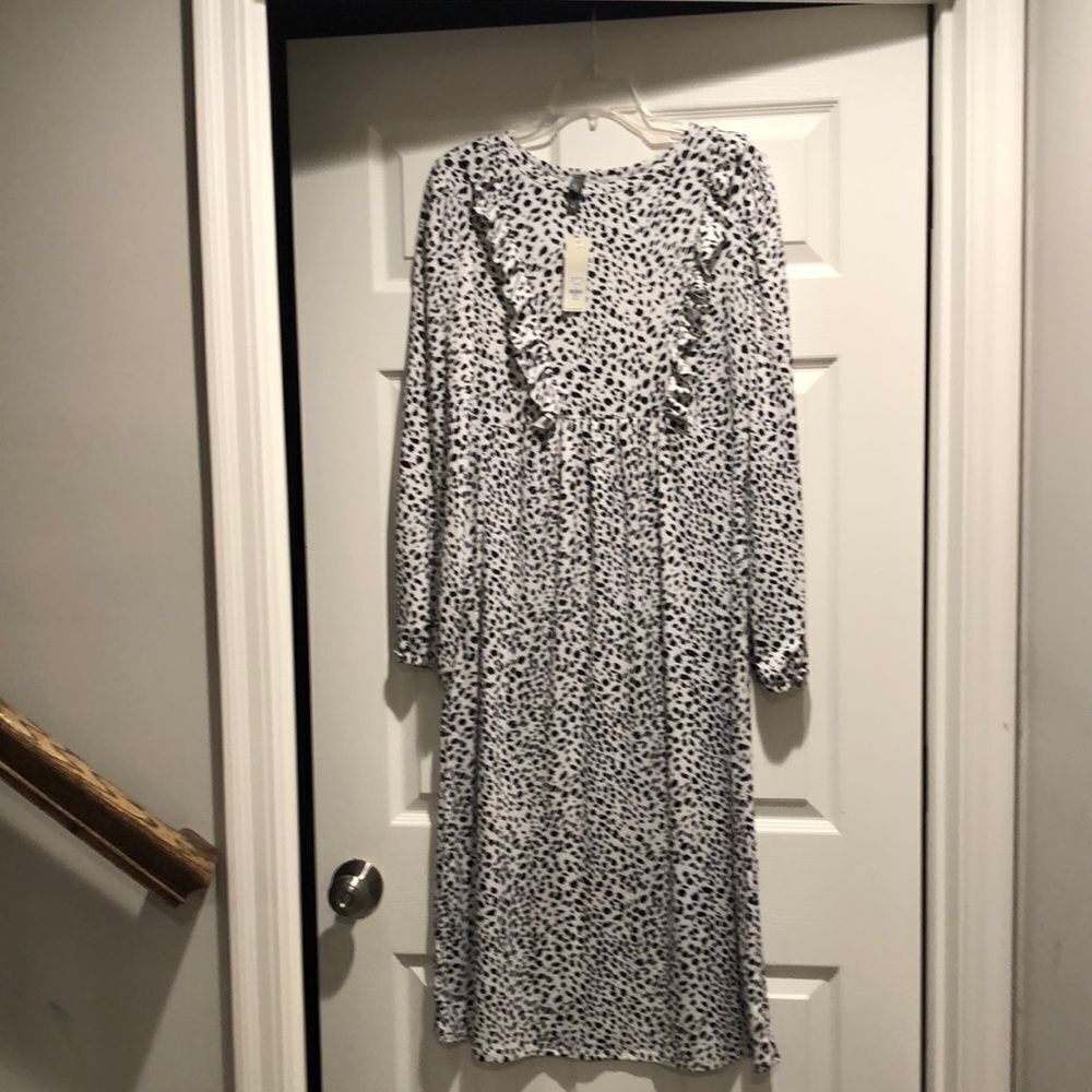 Francesca’s long nightgown size Large NWT